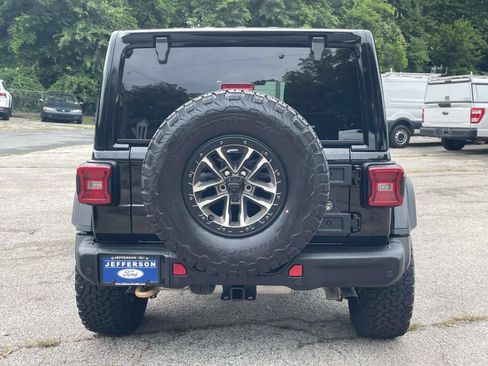 Used 2024 Jeep Wrangler Unlimited Rubicon 392 w/ Dual Top Group AWD/4WD image 4