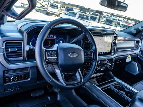Used 2025 Ford F450 Platinum w/ FX4 Off-Road Package AWD/4WD image 17