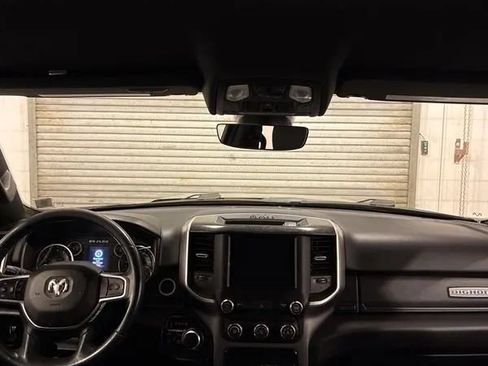 Used 2020 RAM 1500 Big Horn AWD/4WD image 16