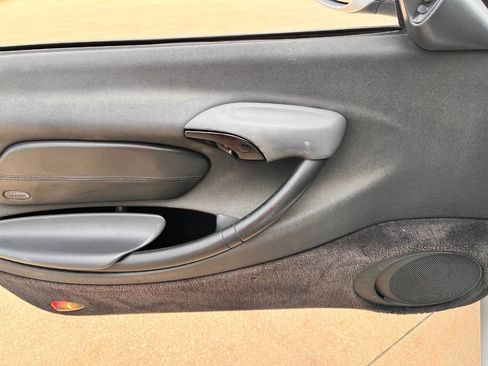 Used 1998 Porsche Boxster RWD image 15