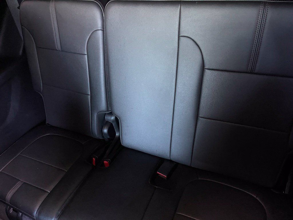 Used 2023 Chevrolet Traverse RS w/ LPO, Floor Liner Package AWD/4WD image 14