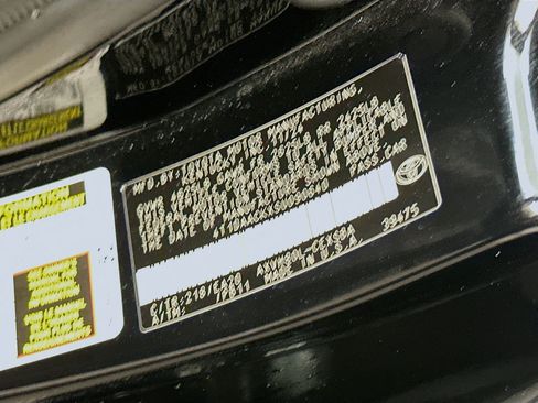 Used 2025 Toyota Camry SE FWD image 12