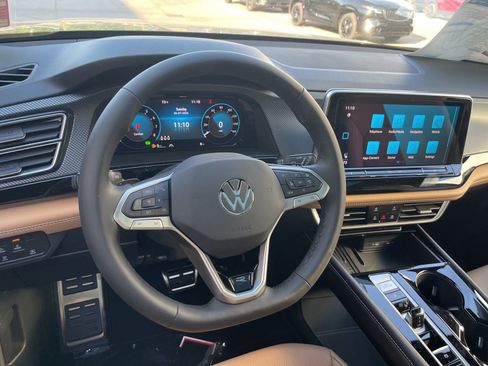 New 2026 Volkswagen Atlas Cross Sport SEL R-Line AWD/4WD image 33