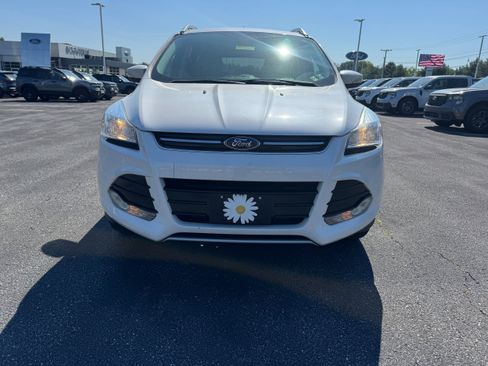 Used 2015 Ford Escape Titanium AWD/4WD image 6
