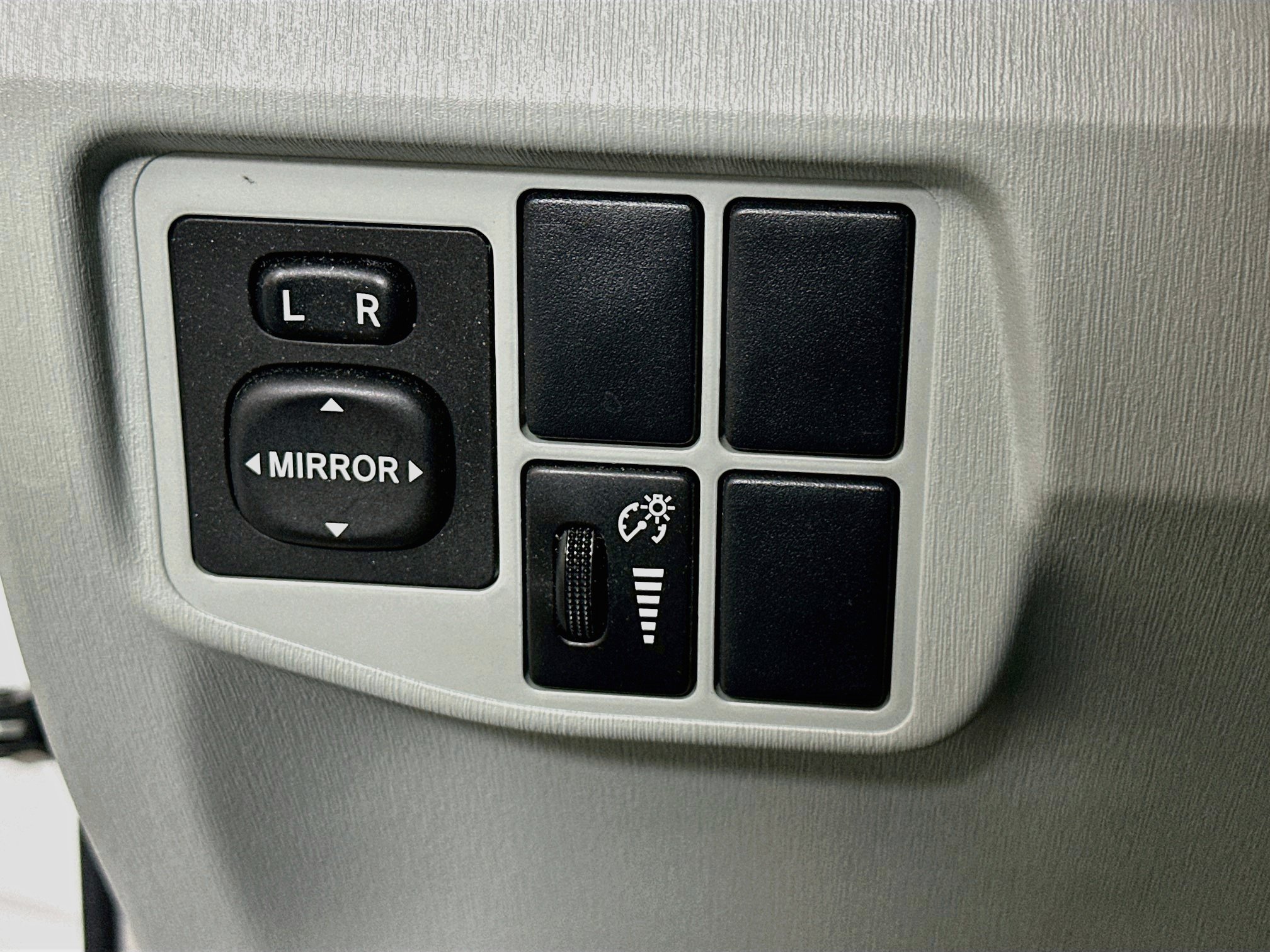 Used 2011 Toyota Prius Two FWD image 16
