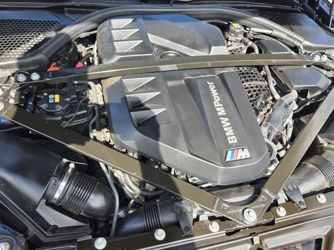 Used 2022 BMW M4 Competition w/ Executive Package RWD image 17