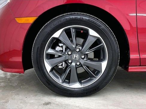 Certified 2024 Honda Odyssey Elite image 10