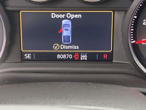 Used 2022 Chevrolet Silverado 1500 LT Trail Boss w/ Safety Package image 8