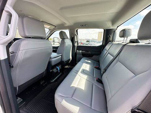 New 2026 Ford F250 XL w/ XL Chrome Package AWD/4WD image 4