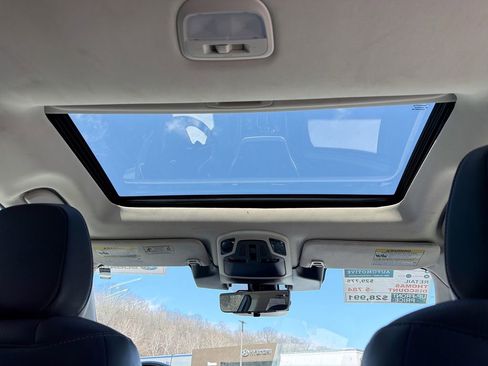 Certified 2024 Subaru Outback Touring image 34