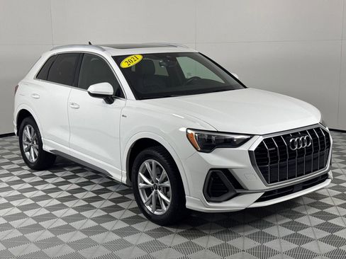 Used 2021 Audi Q3 2.0T Premium image 3