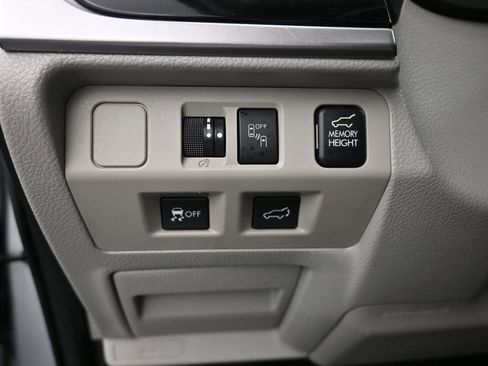 Used 2018 Subaru Forester 2.5i Limited image 15