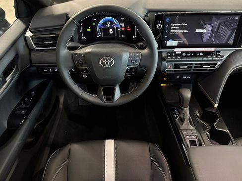 New 2026 Toyota Camry SE FWD image 16