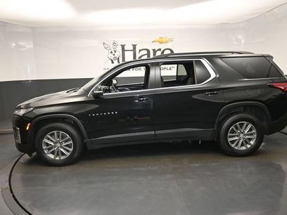 Used 2023 Chevrolet Traverse LT