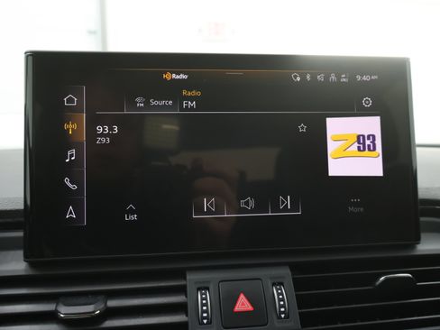 Used 2024 Audi Q5 2.0T Premium Plus image 11