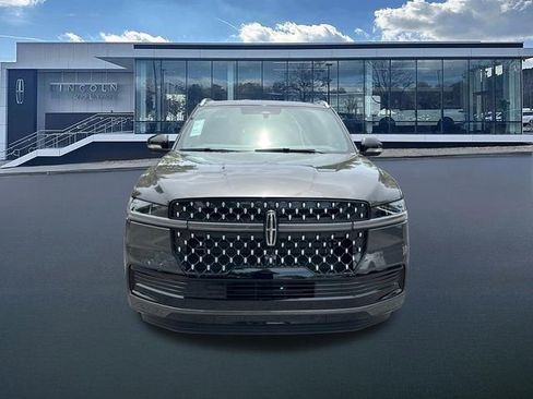 New 2025 Lincoln Navigator L Black Label AWD/4WD image 2