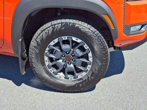 Used 2025 Nissan Frontier PRO-4X AWD/4WD image 8