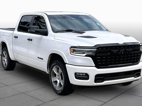 Used 2025 RAM 1500 Limited AWD/4WD image 3