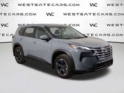 Used 2026 Nissan Rogue SV FWD image 39