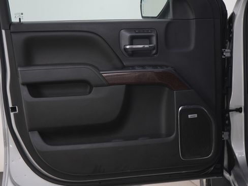 Used 2015 GMC Sierra 1500 SLT w/ SLT Crew Cab Value Package image 21