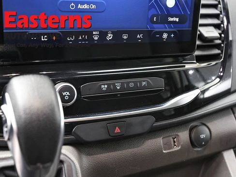 Used 2023 Ford Transit 350 XLT RWD image 19