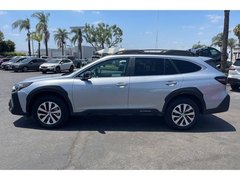 Certified 2025 Subaru Outback Premium AWD/4WD image 2