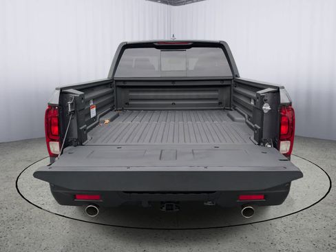 Certified 2025 Honda Ridgeline TrailSport+ image 10
