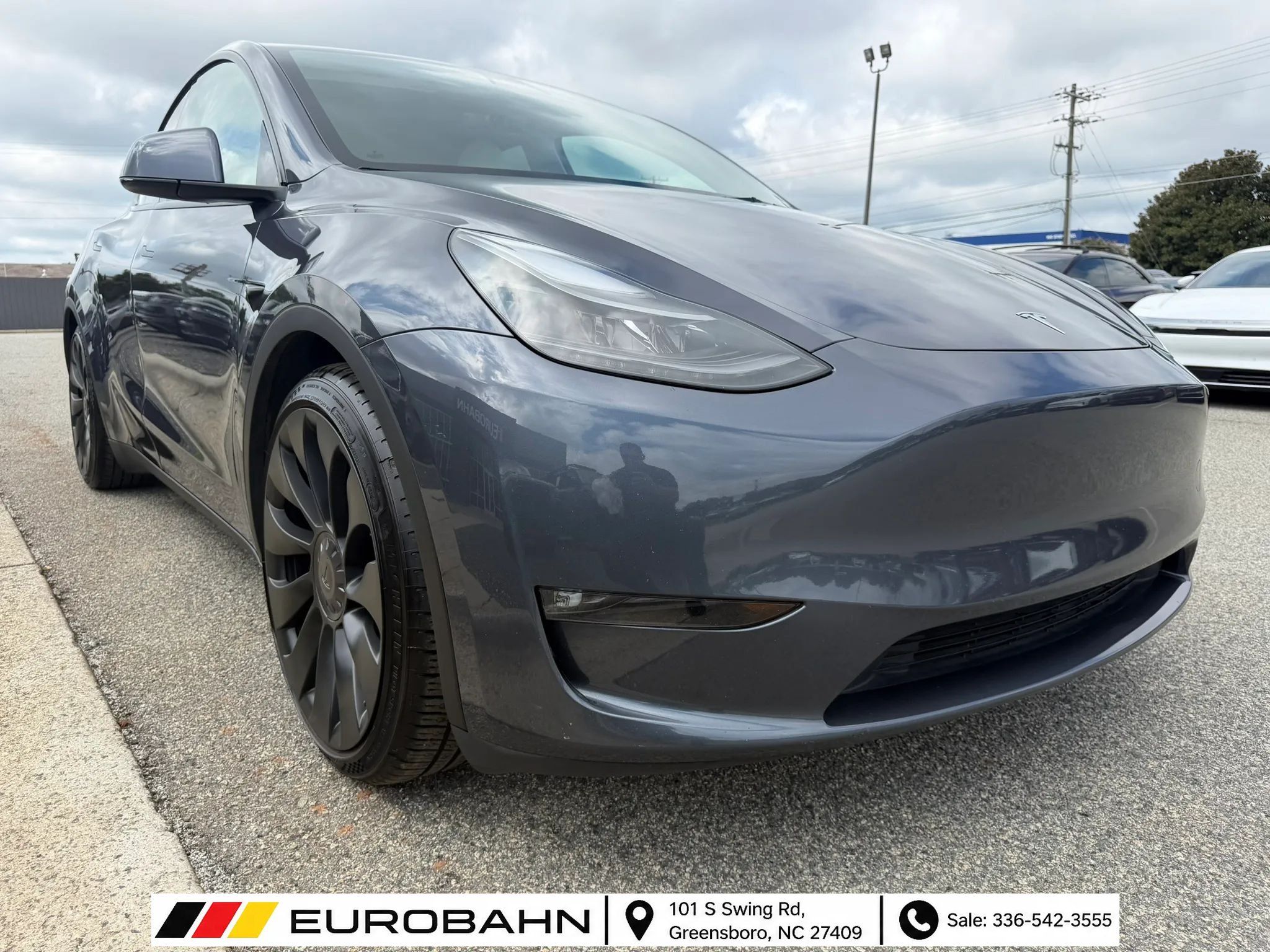 Used 2023 Tesla Model Y Performance AWD/4WD image 23