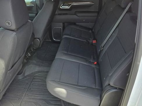 Used 2023 GMC Sierra 1500 SLE AWD/4WD image 11
