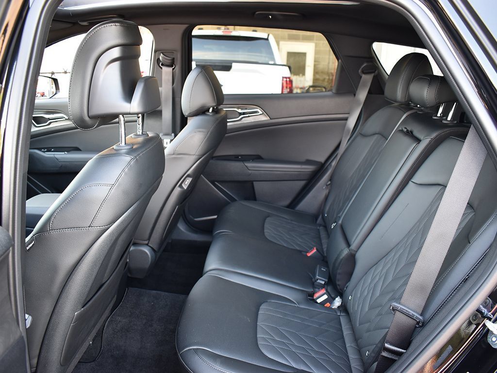 Used 2025 Kia Sportage X-Pro Prestige AWD/4WD image 6