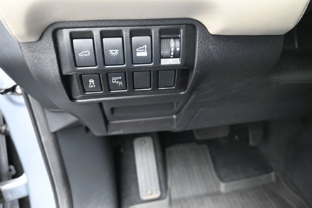 Used 2022 Subaru Ascent Limited AWD/4WD image 16