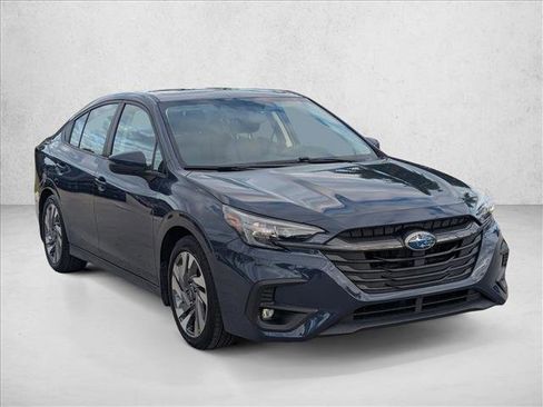 Used 2024 Subaru Legacy Limited image 3