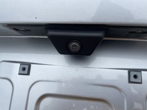 Used 2022 Ford Escape SE image 11