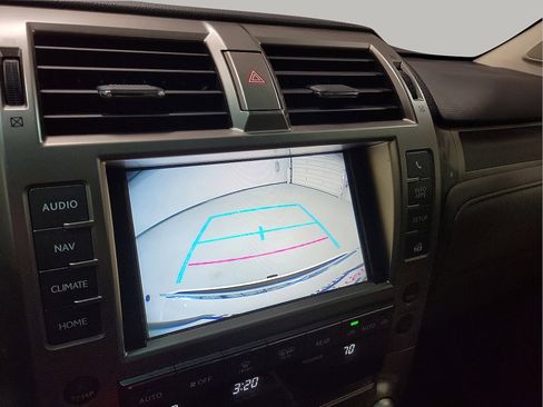 Used 2019 Lexus GX 460 Premium image 11