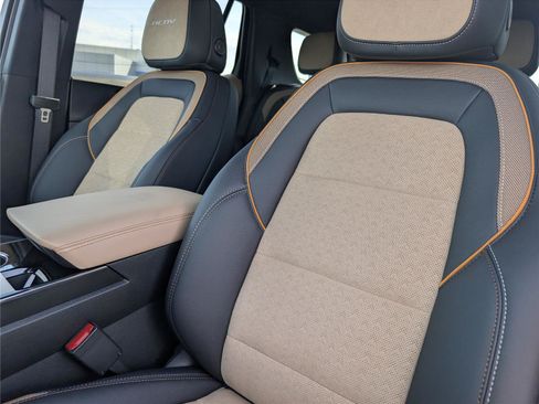 New 2026 Chevrolet Equinox ACTIV w/ LPO, Floor Liner Package FWD image 13