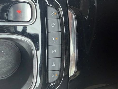 Used 2023 Buick Envision Avenir AWD/4WD image 16