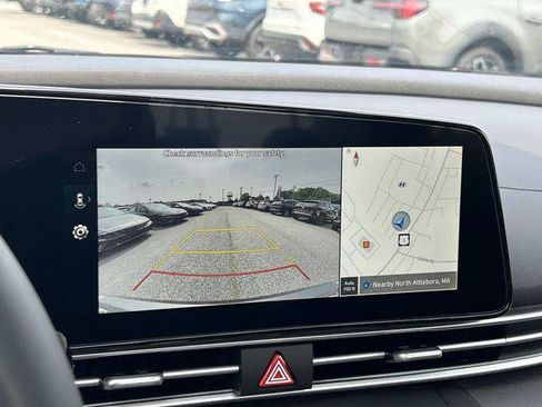 New 2026 Hyundai Elantra Limited FWD image 12