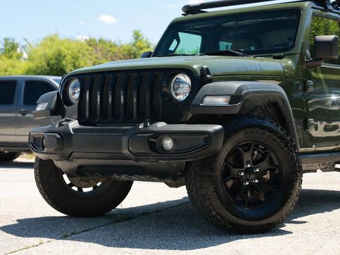 Used 2021 Jeep Wrangler Sport AWD/4WD image 2