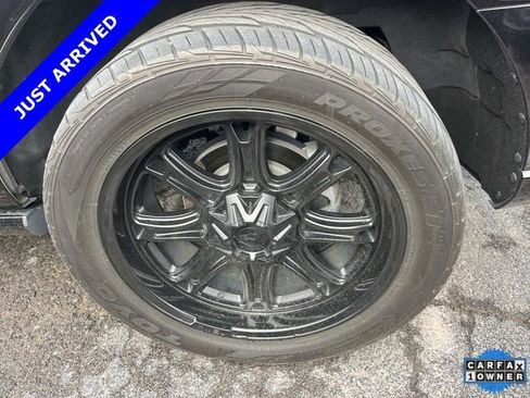 Used 2024 Ford Expedition Limited AWD/4WD image 7