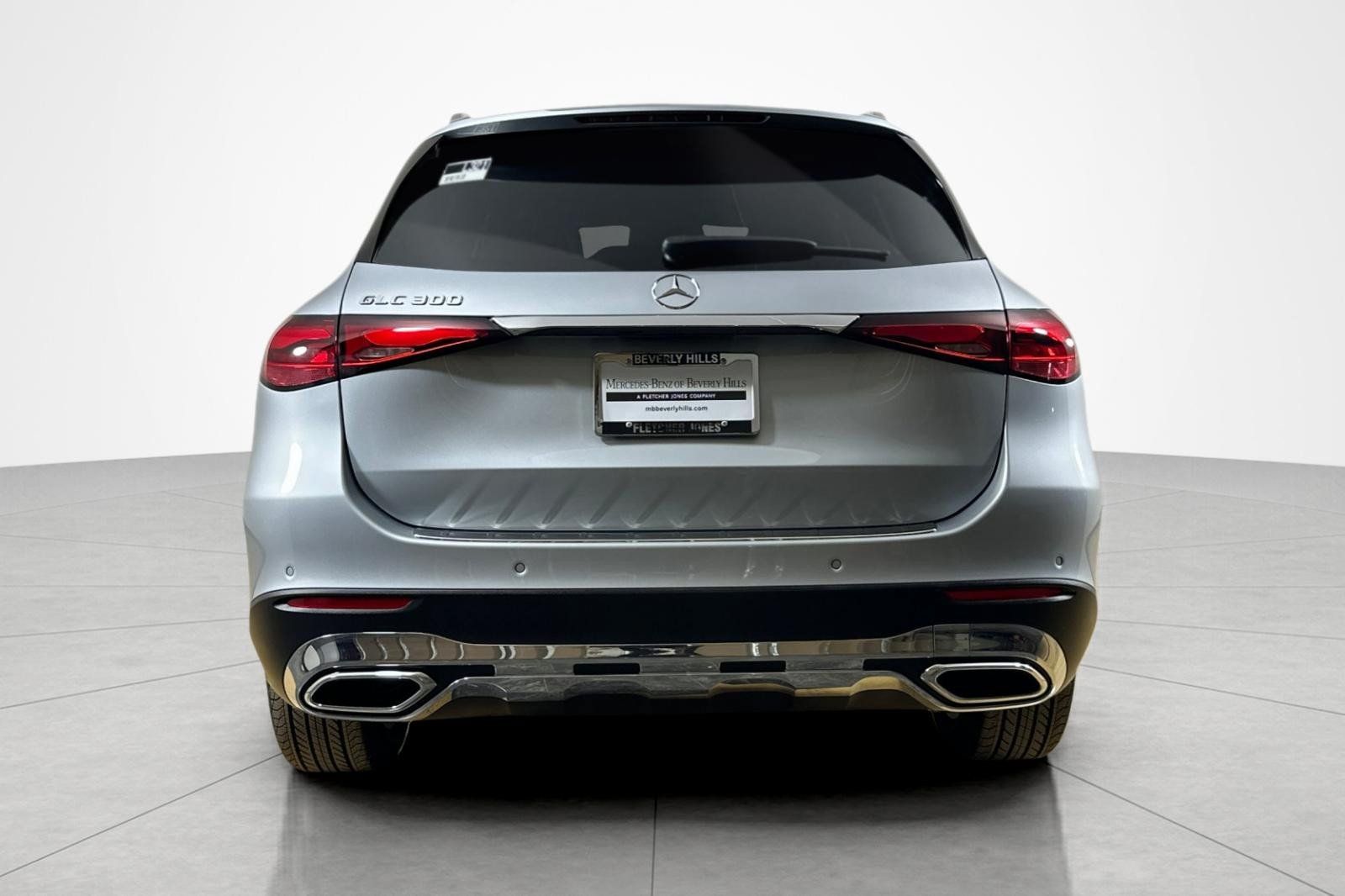 Used 2026 Mercedes-Benz GLC 300 image 4