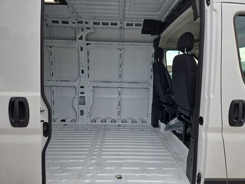 New 2026 RAM ProMaster 2500 w/ Storage Group image 7