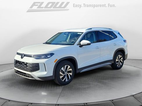 New 2026 Volkswagen Tiguan S FWD image 3