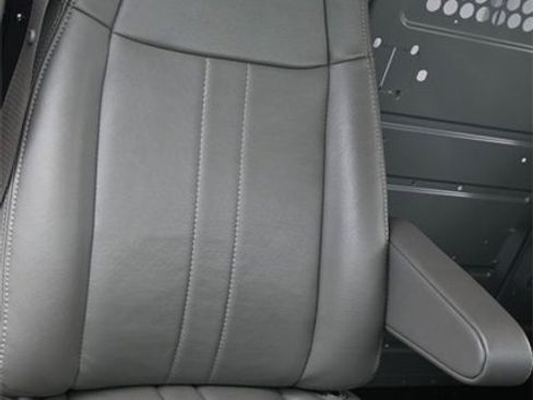 Used 2023 Chevrolet Express 2500 Extended image 11