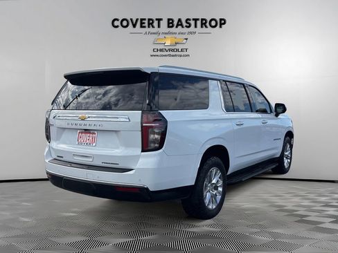 Used 2023 Chevrolet Suburban Premier image 6