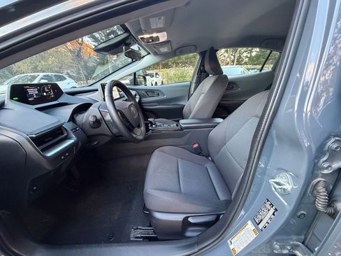 Used 2025 Toyota Prius LE image 24