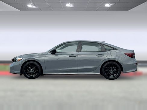 Used 2025 Honda Civic Sport image 2