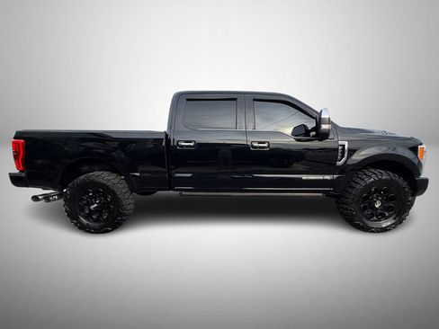 Used 2018 Ford F250 Platinum w/ Platinum Ultimate Package AWD/4WD image 5