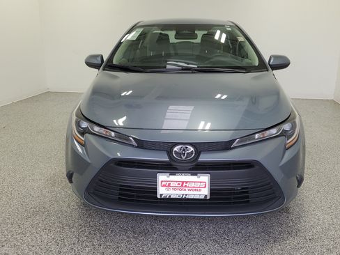 Used 2024 Toyota Corolla LE FWD image 4