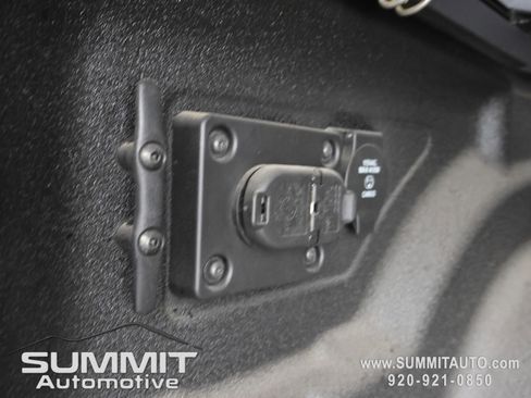 New 2026 RAM 2500 Laramie AWD/4WD image 28