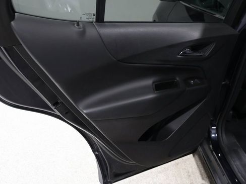 Used 2020 Chevrolet Equinox LT image 21